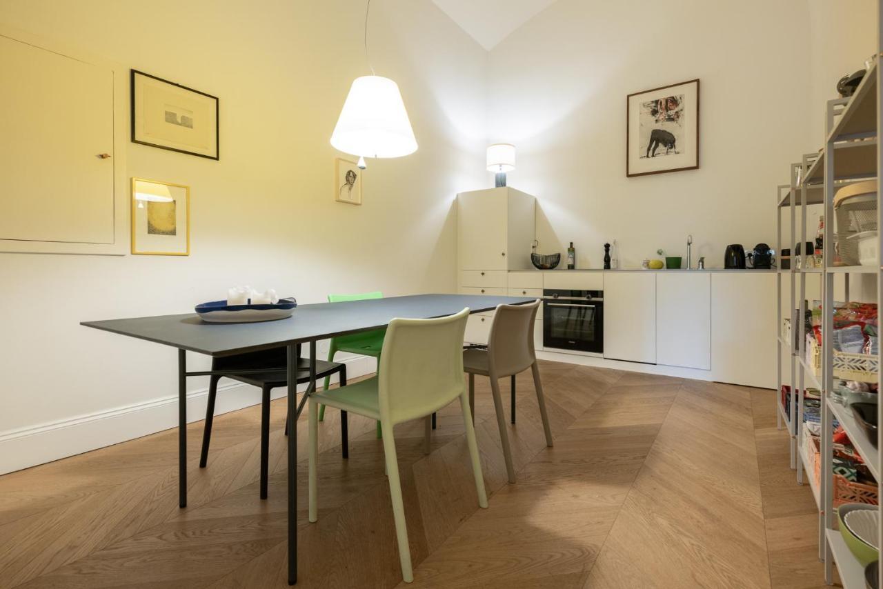 Stunning Apartment In City Center Wien Exterior foto